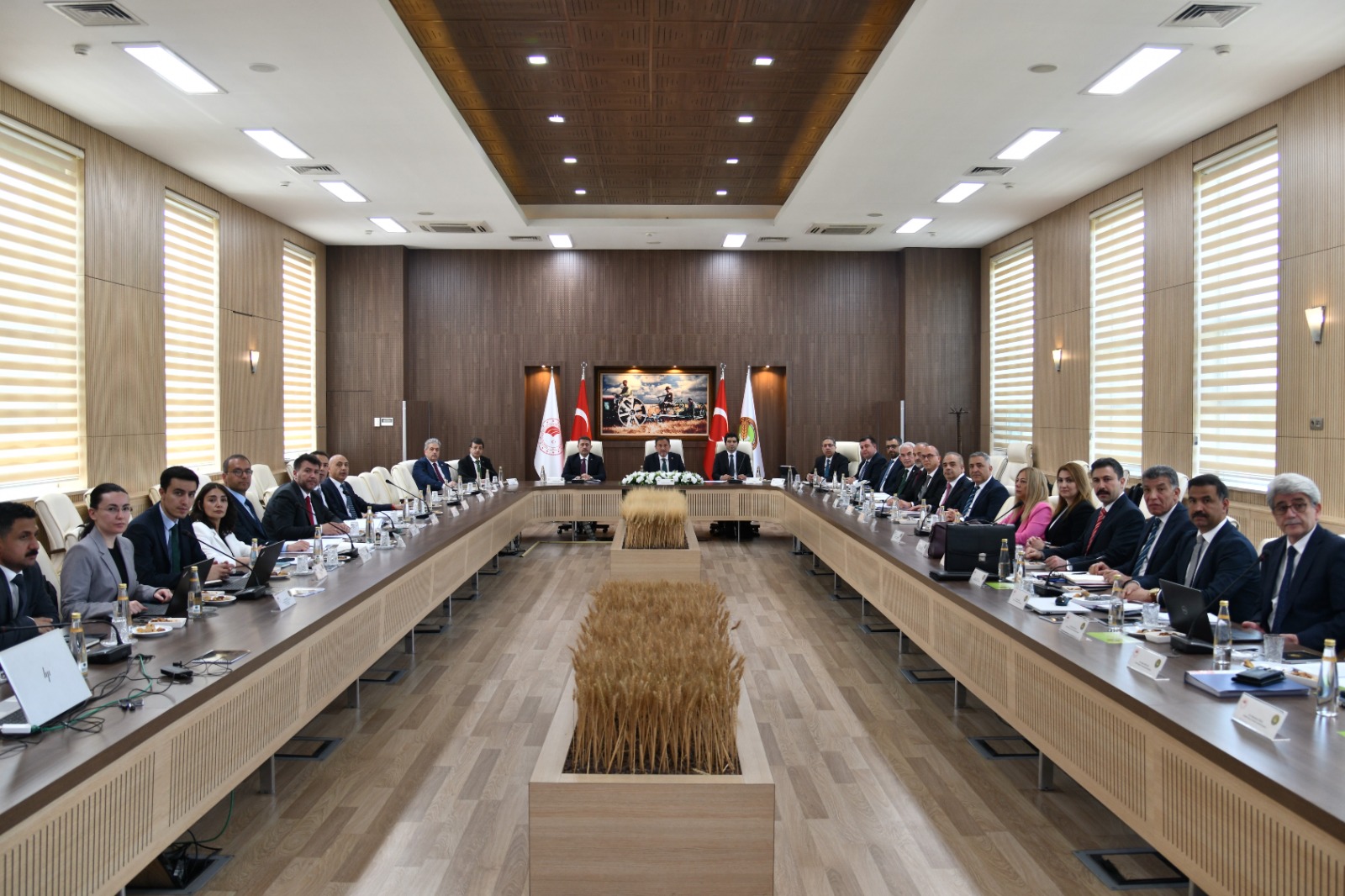 TİGEM GAZİ YERLEŞKESİNDE TBMM KİT ALT KOMİSYONU TOPLANTISI GERÇEKLEŞTİRİLDİ